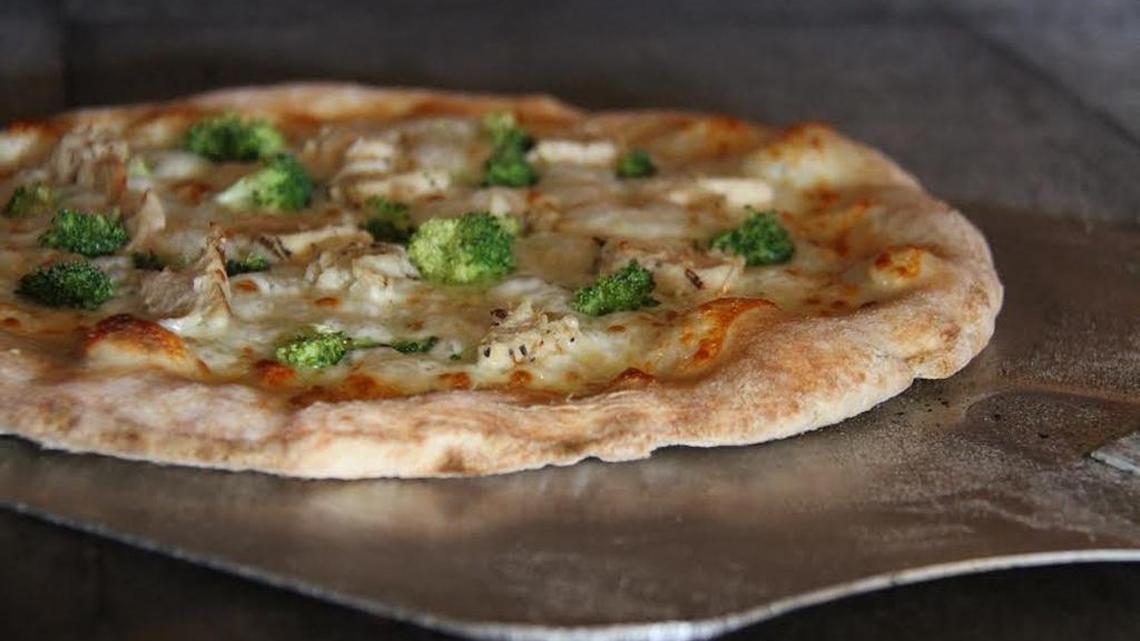 Have pizza while supporting Parkland victims at this local restaurant