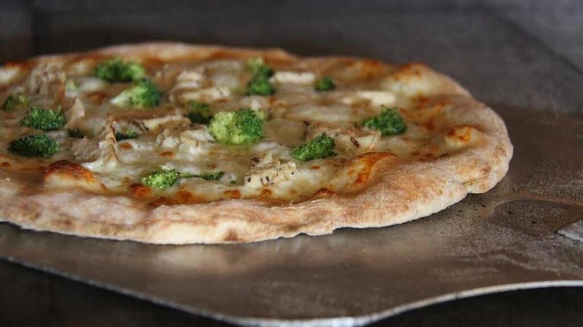 1,000 Degrees announced that it will donate 20 percent of Sunday’s proceeds to the Marjory Stoneman Douglas Victims’ Fund.