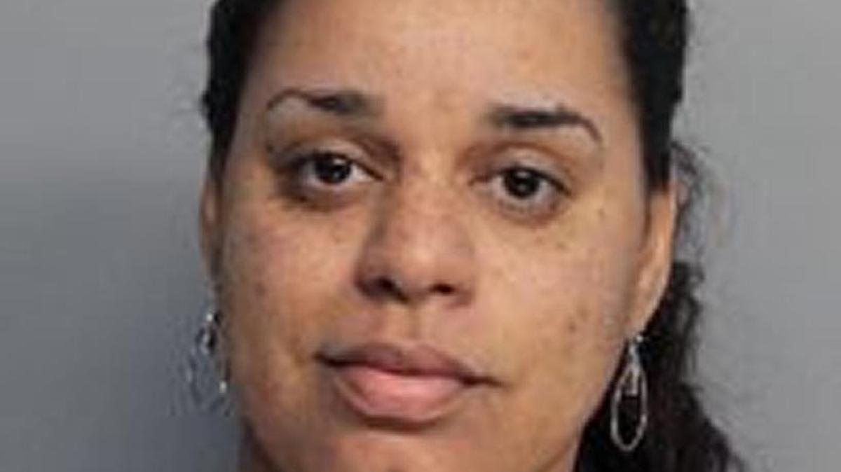 Miami Beach resident Vivian Ortiz allegedly scammed tourists out of thousands of dollars through the use of fake short-term rentals.