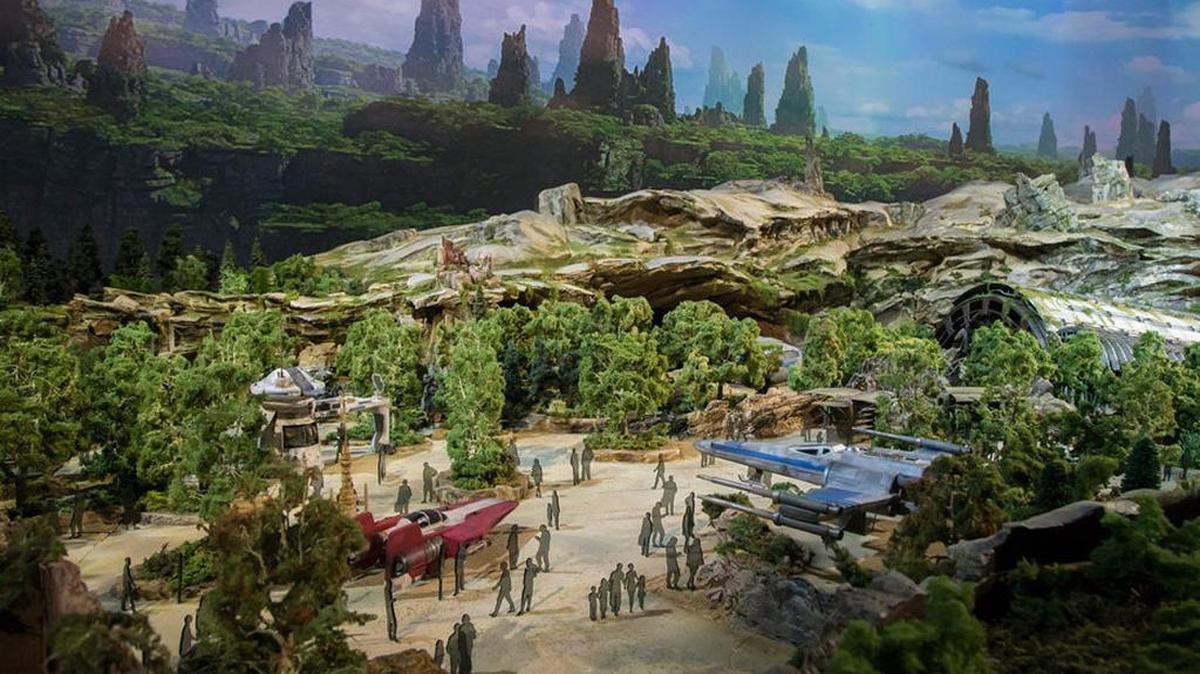 Disney officials recently announced plans to create the most experiential concept ever in an immersive “Star Wars”-themed hotel. Dedicated entirely to the galaxy of “Star Wars,” it will be a one-of-a-kind experience where a luxury resort meets a multi-day adventure in a galaxy far, far away.