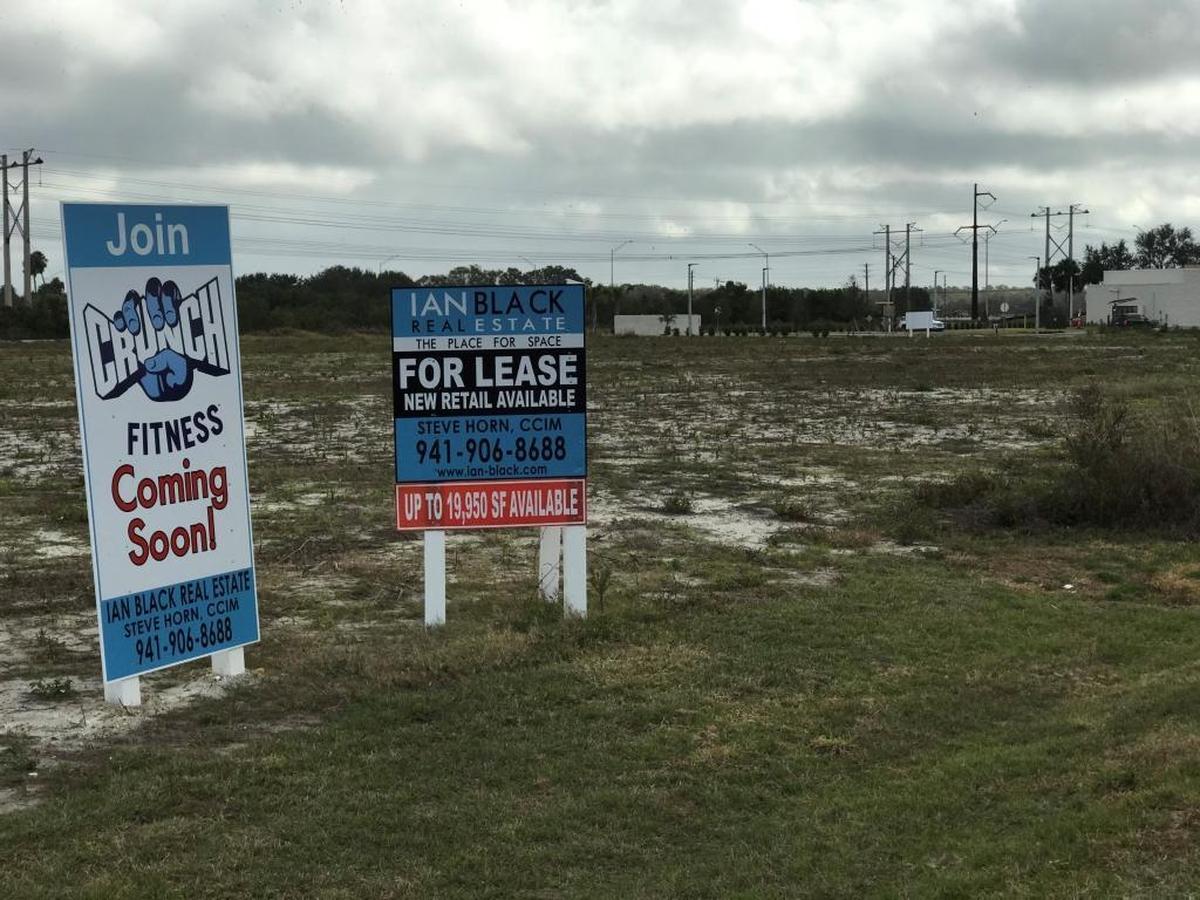 A Crunch Fitness will anchor the Heritage Harbour Retail project at 8265 Heritage Harbour Greenway in East Manatee.