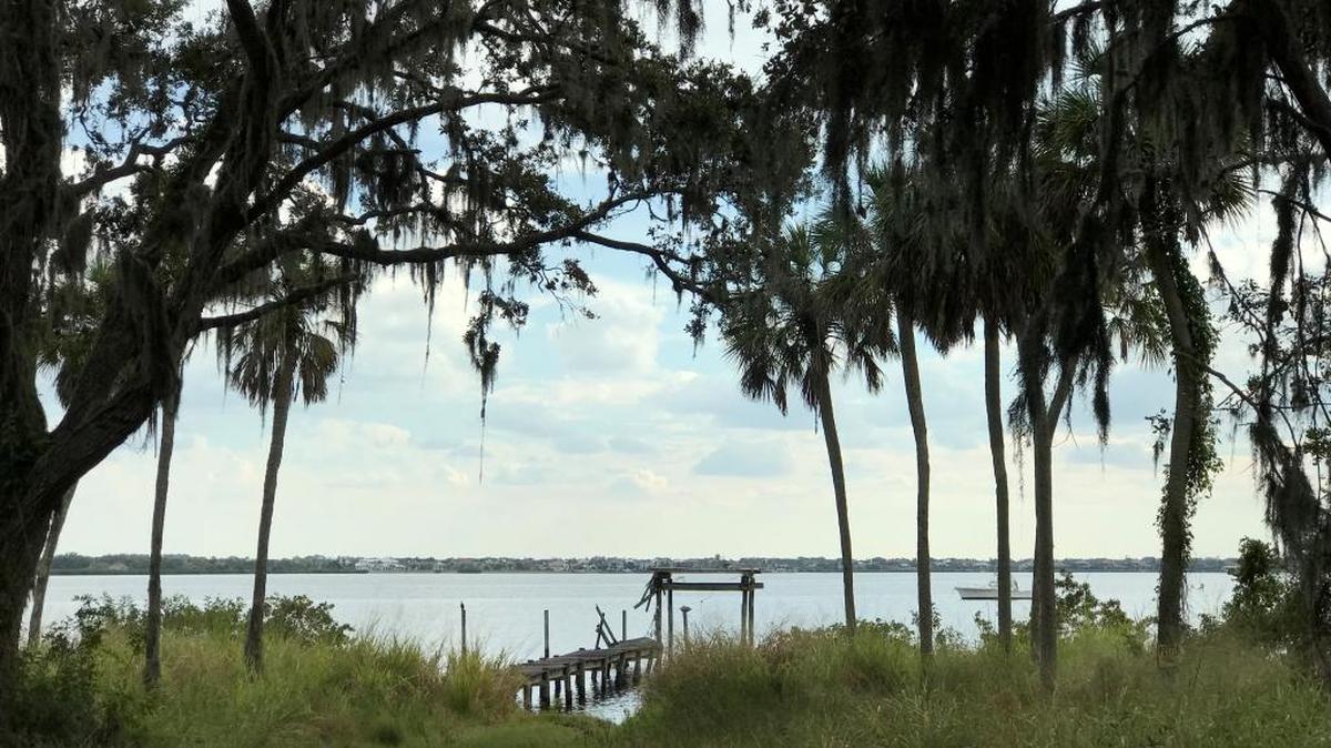 Specialty Restaurant Corporation of Anaheim, Calif., is planning a 10,000-square-foot Whiskey Joe’s Bar & Grill on 1.8 waterfront acres in Ellenton.