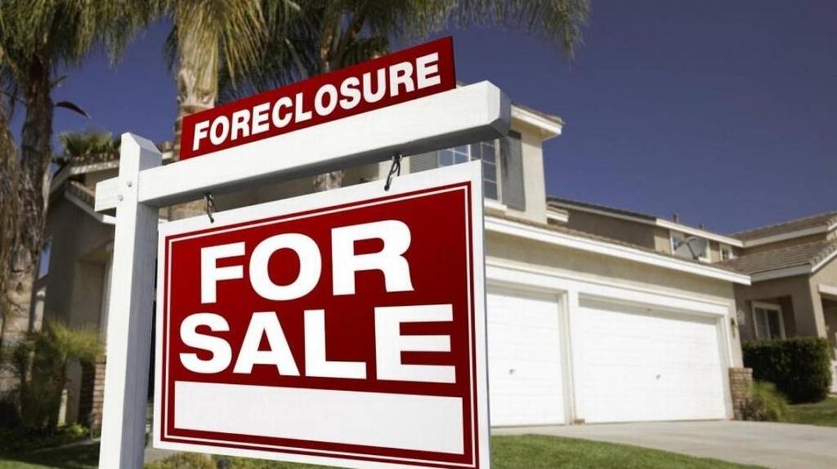 Across the country, the early-stage delinquency rate increased by 0.3 percent from a year ago in September, the largest increase since June 2009.