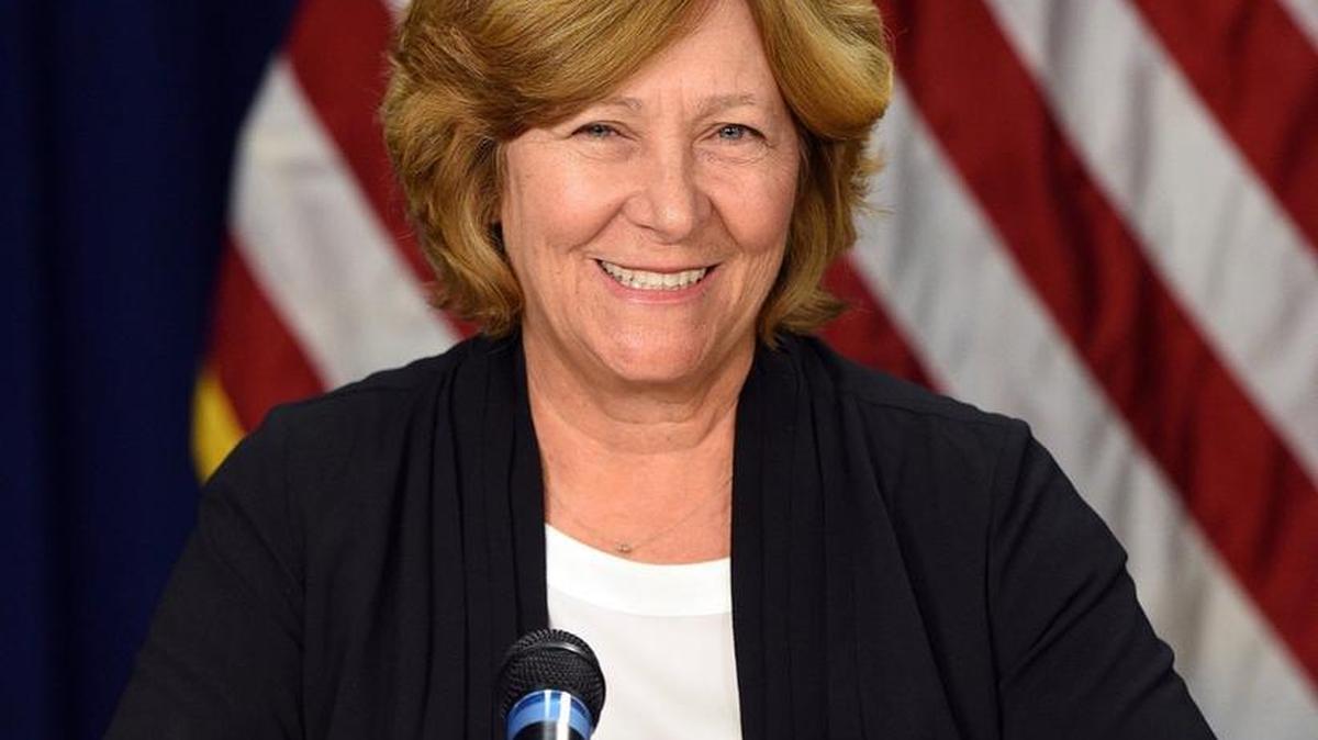 Incumbent Betsy Benac in the Bradenton Herald forum for the District 7 at-large commission seat.