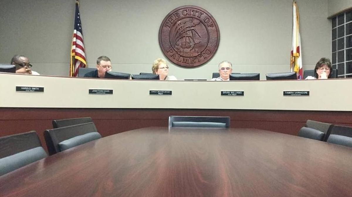 The Palmetto City Commission is divided on whether to continue its work on creating a new noise ordinance that is more entertainment business friendly. Officials opposed to going forward say there simply are not enough issues with noise complaints to justify changes.