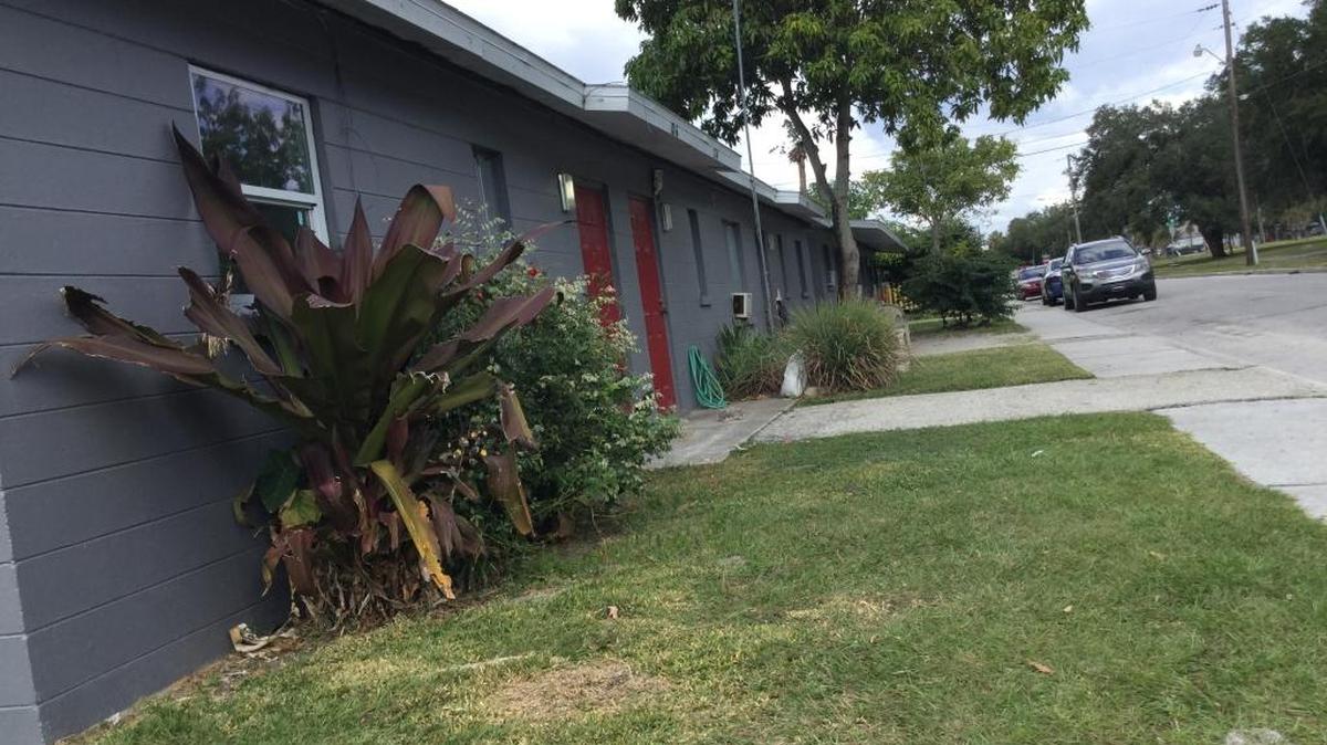 The 1950s-era Love Apartments was purchased in 2006 by the Central Community Redevelopment Agency to be redeveloped for new affordable housing. After 10 years, a developer is trying to get it done, but will rely on the competitive, and lucky, tax credit system to make it happen.
