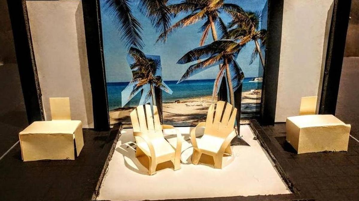Cuban beach scene behind La Floridita at CubaNostalgia sponsored by Sunshine Health.