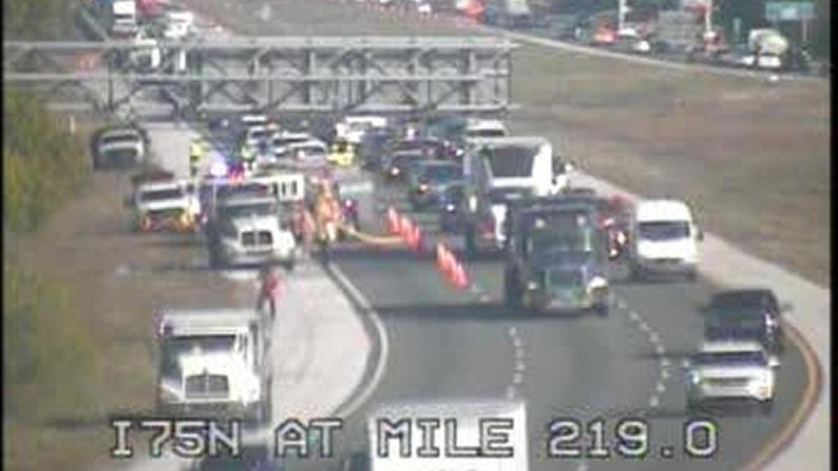 Crews were called to put out a reported vehicle fire in the southbound lanes of Interstate 75 near mile marker 219 Tuesday morning.