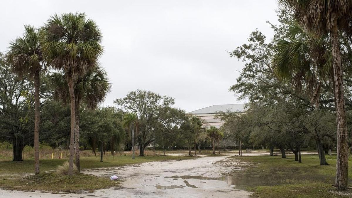 The former site of the Bradenton Herald at 102 Manatee Ave. W. is slated to become the site of a 300-unit market rate apartment complex.