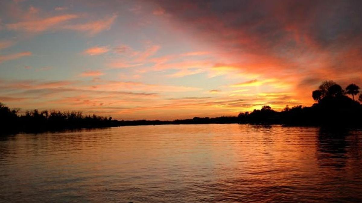 Bay News 9 viewer Bill Yedkois photographed Friday’s sunset over the Homosassa River in Citrus County.