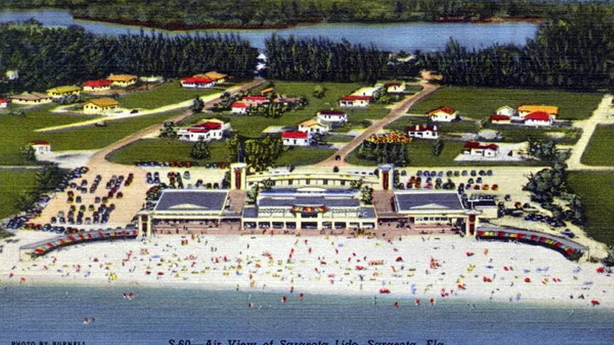 An undated postcard depicts the Lido Beach Casino at Lido Beach.