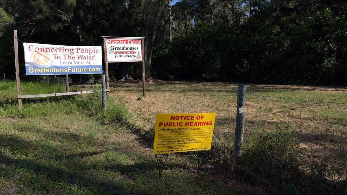Peninsula Bay would be built on 359 acres owned by Manatee Fruit Co., north of Cortez Road. The project calls for 1,950 residential units, 90,000 square feet of nonresidential uses, a dry storage marina for 200 boats and a boat ramp.