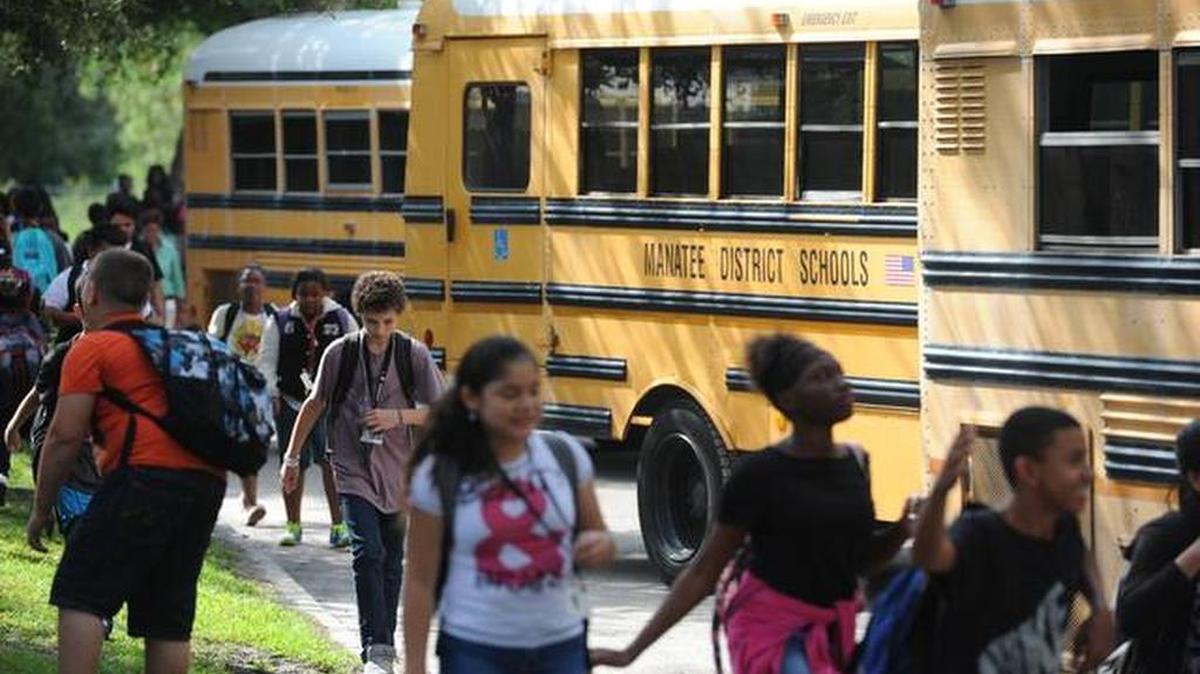 Manatee County school bus drivers and other operational employees have approved a new labor contract with the Manatee County School District.