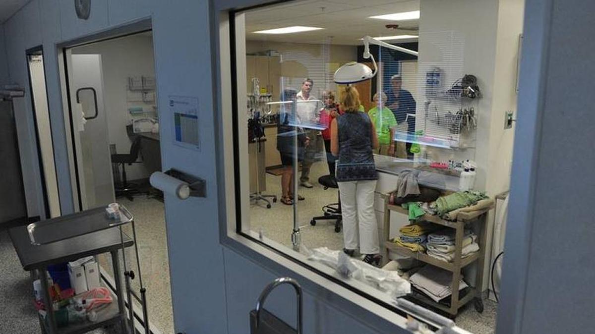 Guests tour the surgery area at the Humane Society of Manatee County’s Pet Health Center in this file photo.