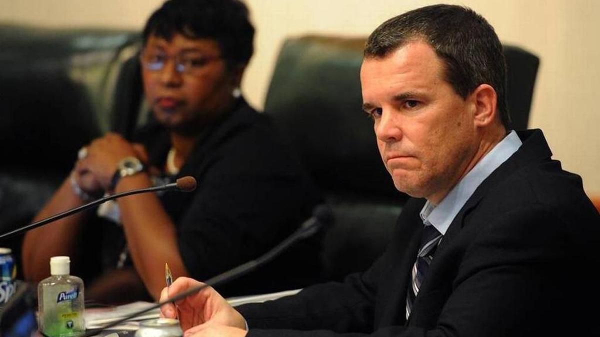 Manatee County School Board Chairman Charlie Kennedy