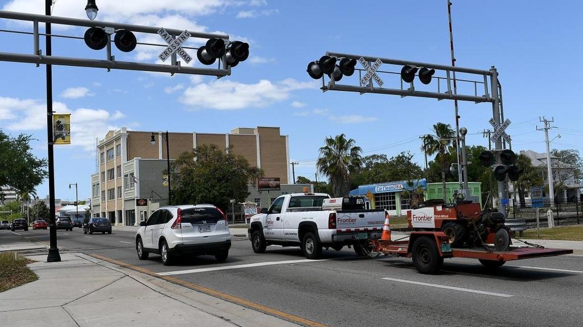 Manatee Avenue westbound through downtown Bradenton will close for 28 days beginning May 31 for a combined FDOT and CSX project to replace the railroad crossing.