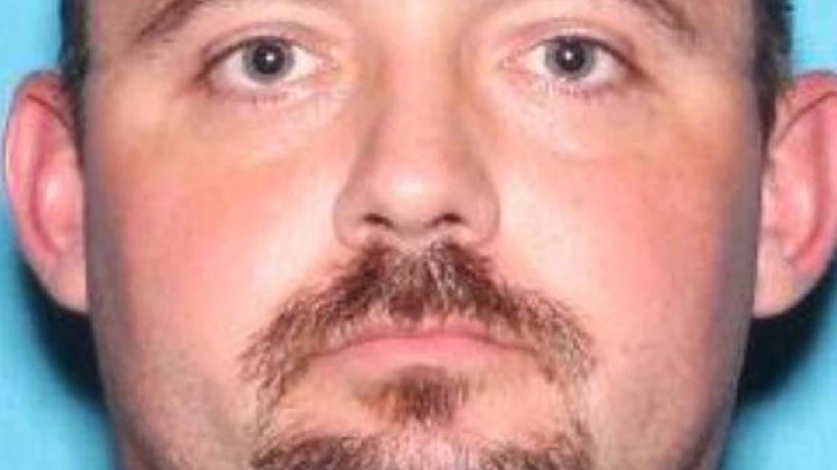Johnathan B. Allen, 33, is wanted by the Osceola County Sheriff’s Office after he cut off off his ankle monitor.