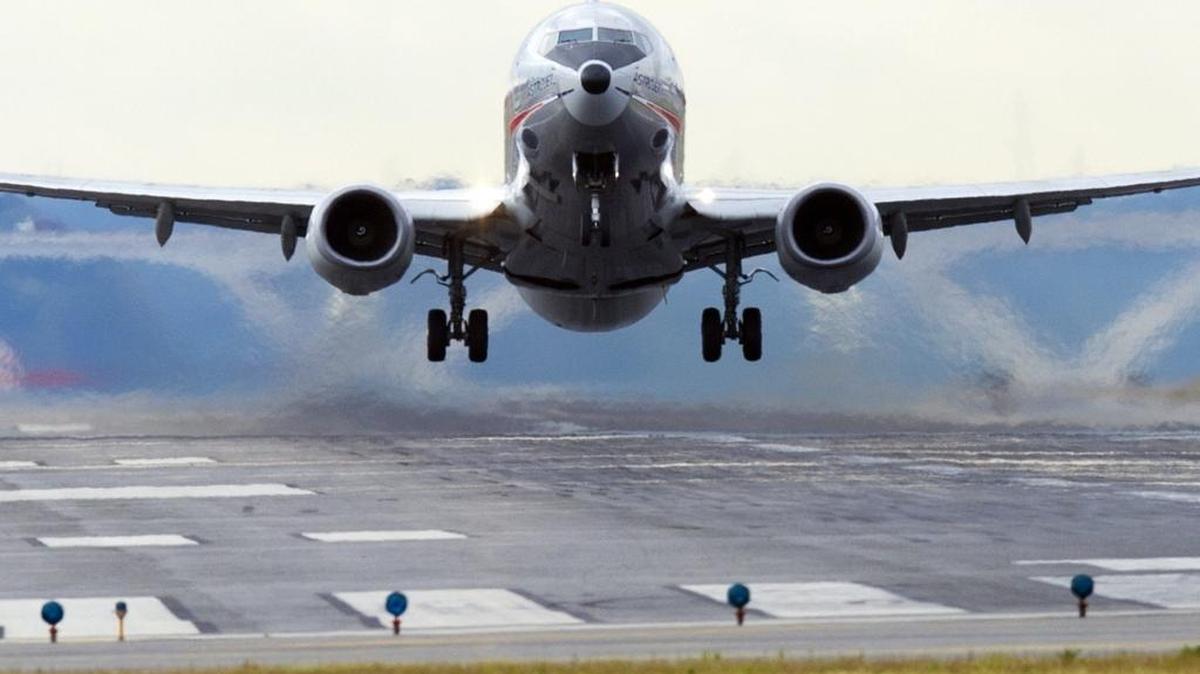 A plane similar to the Boeing 747 flown by Daniel R. Criss.