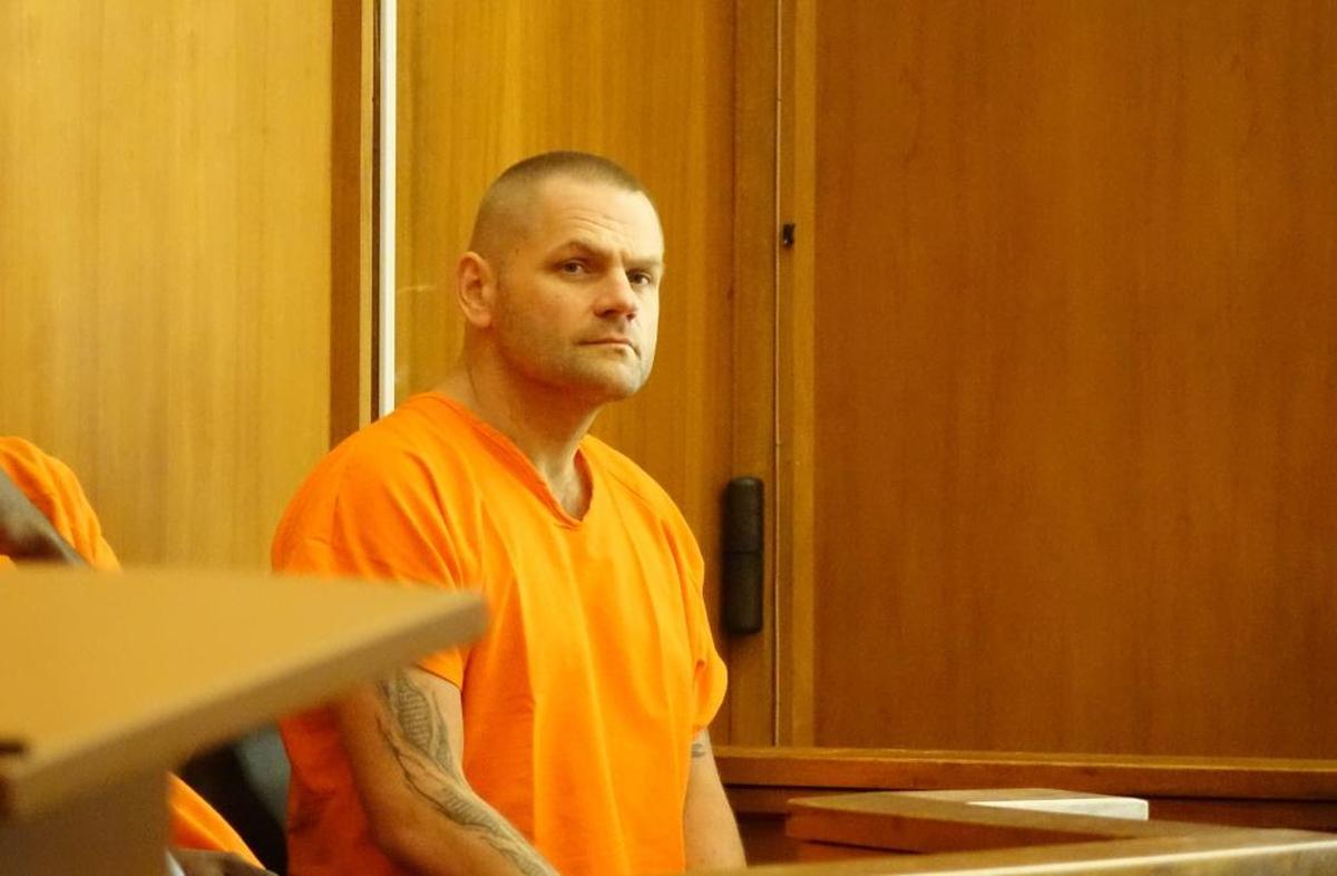Waldemar Wojtczak, a Polish DJ who was collapsed at Miami’s airport with 53 pellets of cocaine inside his stomach, accepted a plea deal of three years in prison.