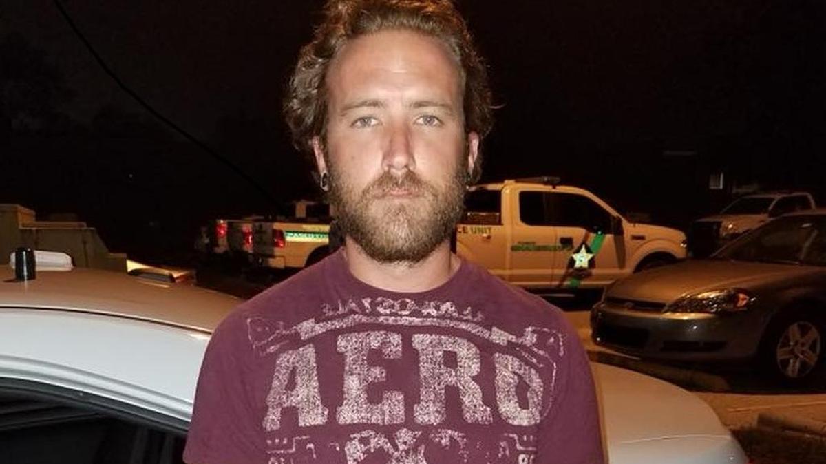 Michael Irvin, 25, was arrested for lewd and lascivious behavior after he reportedly flashed two young girls.