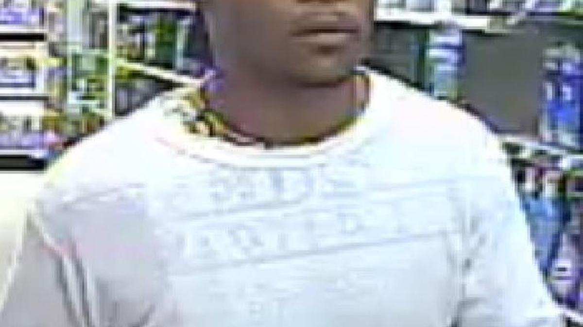 Deputies believe this man robbed Dollar General Wednesday night. Anyone with information should contact the Manatee County Sheriff’s Office.