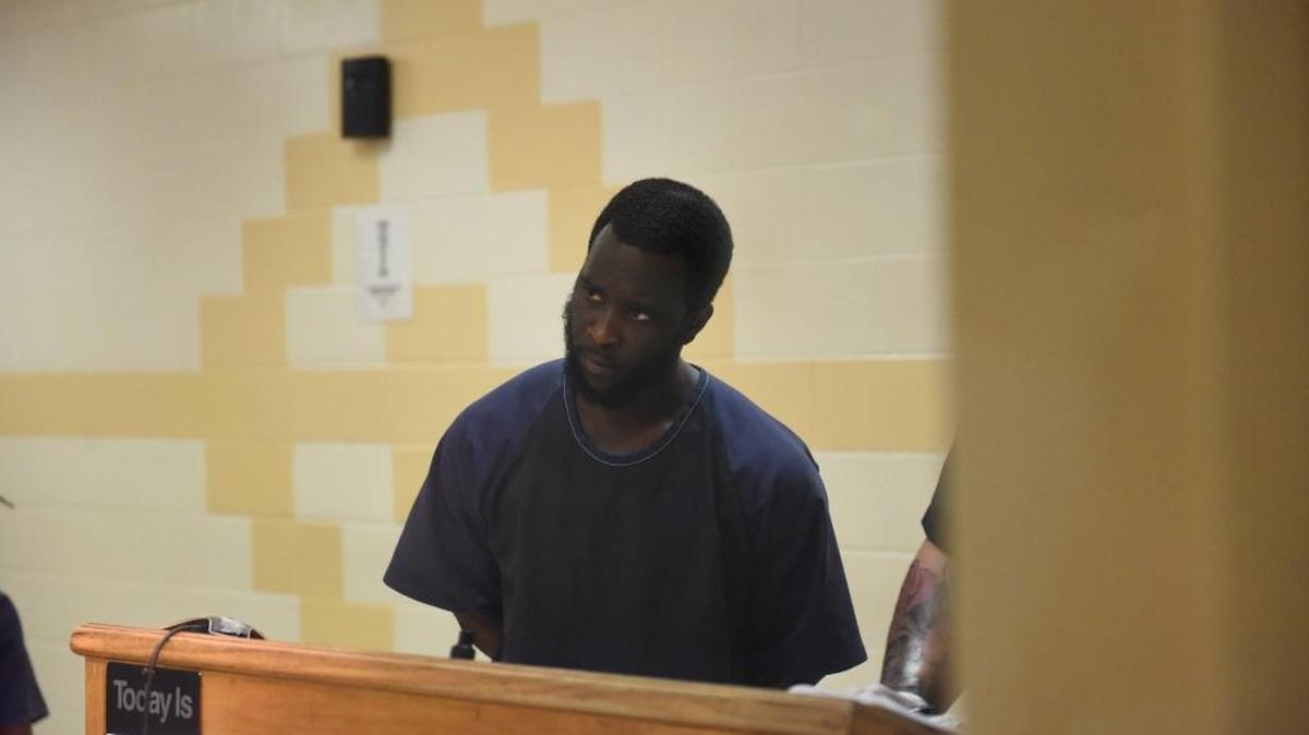 Lamont Houston at first appearance at the Manatee County jail on Sept. 23. Houston was arrested Thursday on child abuse charges that include impregnating a middle school student.