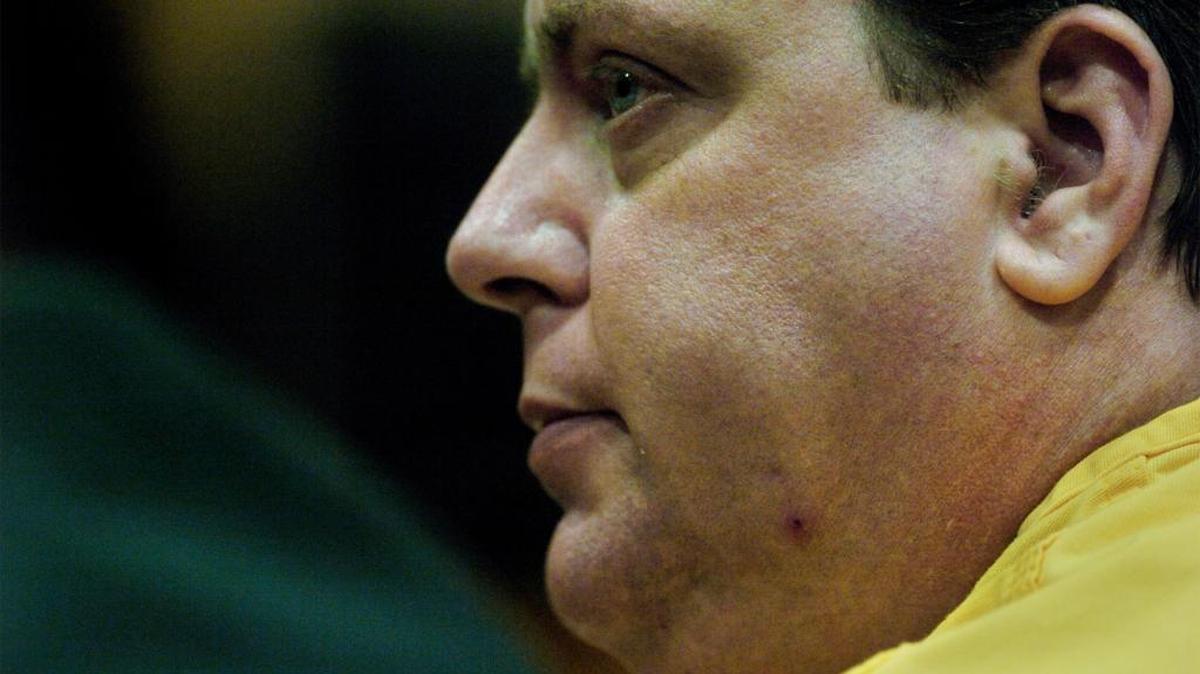 Joseph Smith is shown during his sentencing in Sarasota on March 15, 2006. Circuit Court Judge Andrew Owens upheld the jury’s recommendation of death for Smith, who abducted, raped, and killed 11 year-old Carlie Brucia in February of 2004.