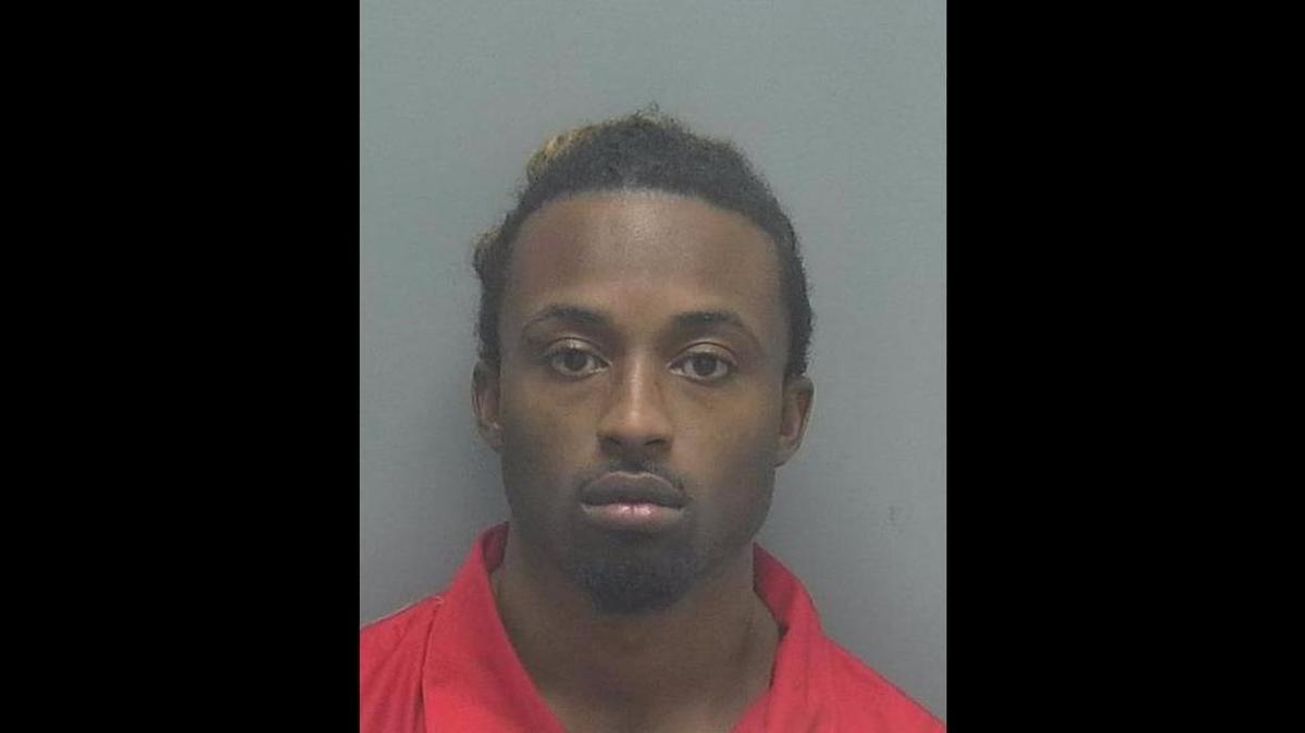 Willie Lee Jordan Jr., 23, was charged with two counts of child neglect for leaving a 3-month-old baby and a 3-year-old inside his SUV while he patronized Scarlett’s, a Fort Myers gentleman’s club.