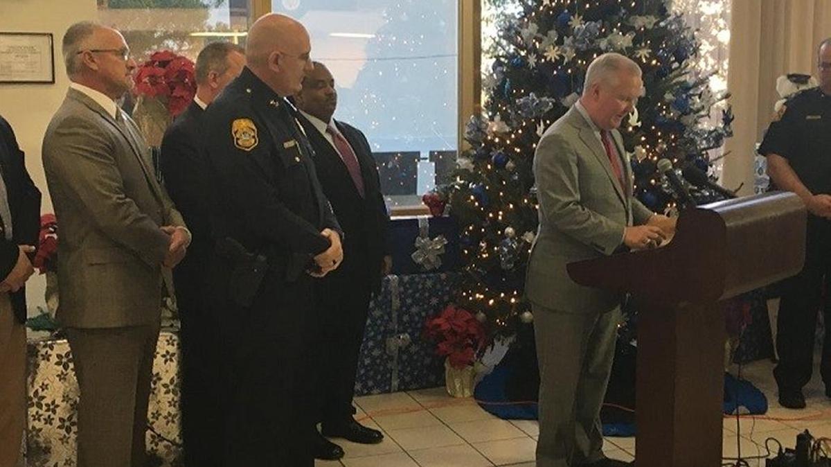 Tampa Mayor Bob Buckhorn and Police Chief Brian Dugan announced Friday afternoon that Delonda Walker will receive all $110,000 of the reward money offered for an arrest in the murders.