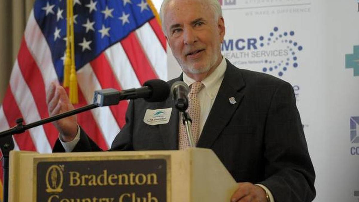 Manatee County Administrator Ed Hunzeker speaks at a 2016 luncheon at the Bradenton Country Club.