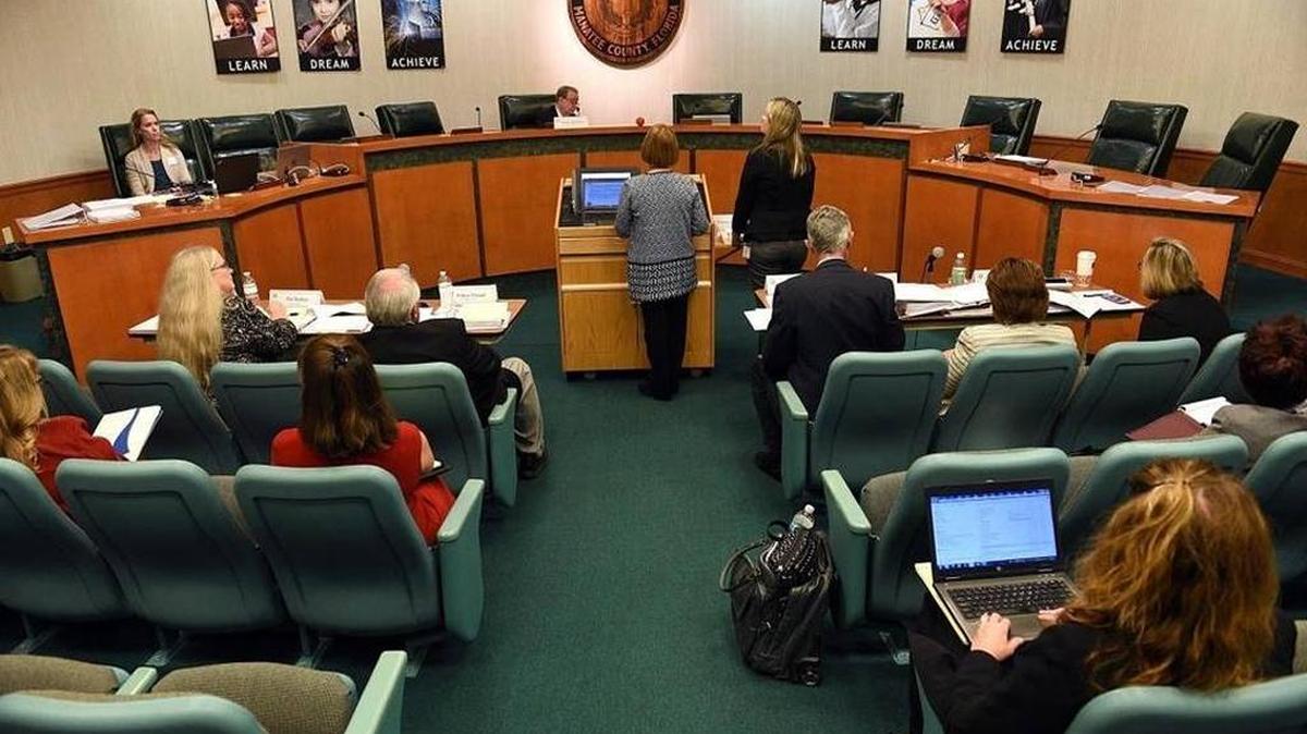 A special magistrate hears testimony on the impasse between the Manatee County School District and its teachers union during a special hearing on Jan. 25.
