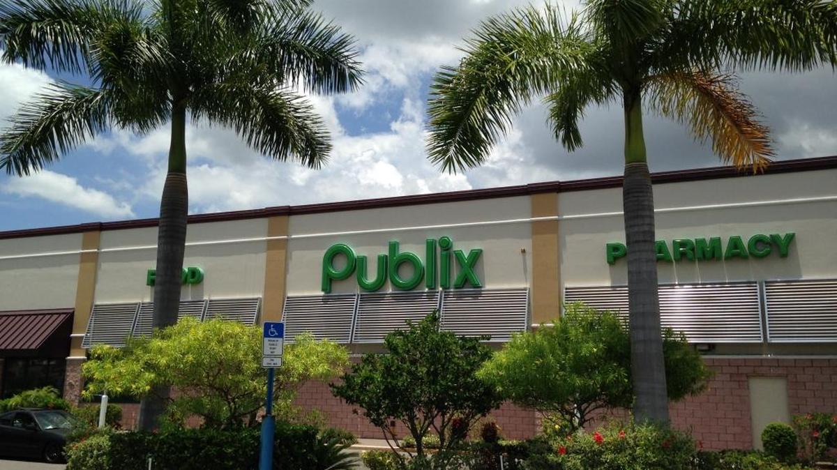 The storefront of the Bayshore Gardens Publix. Through an ABC Action News report, two Bradenton Publix stores in Lakewood Ranch and on Cortez Road were found to have failed their food safety inspections.