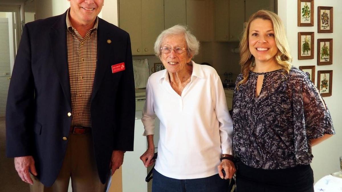 Ted Smith, president of the Sarasota County Veterans Commission, with 2016-2017 Woman Veteran of the Year Milli Linn, center, and C.J. Bannister, the 2015-2016 Sarasota Woman Veteran of the Year.