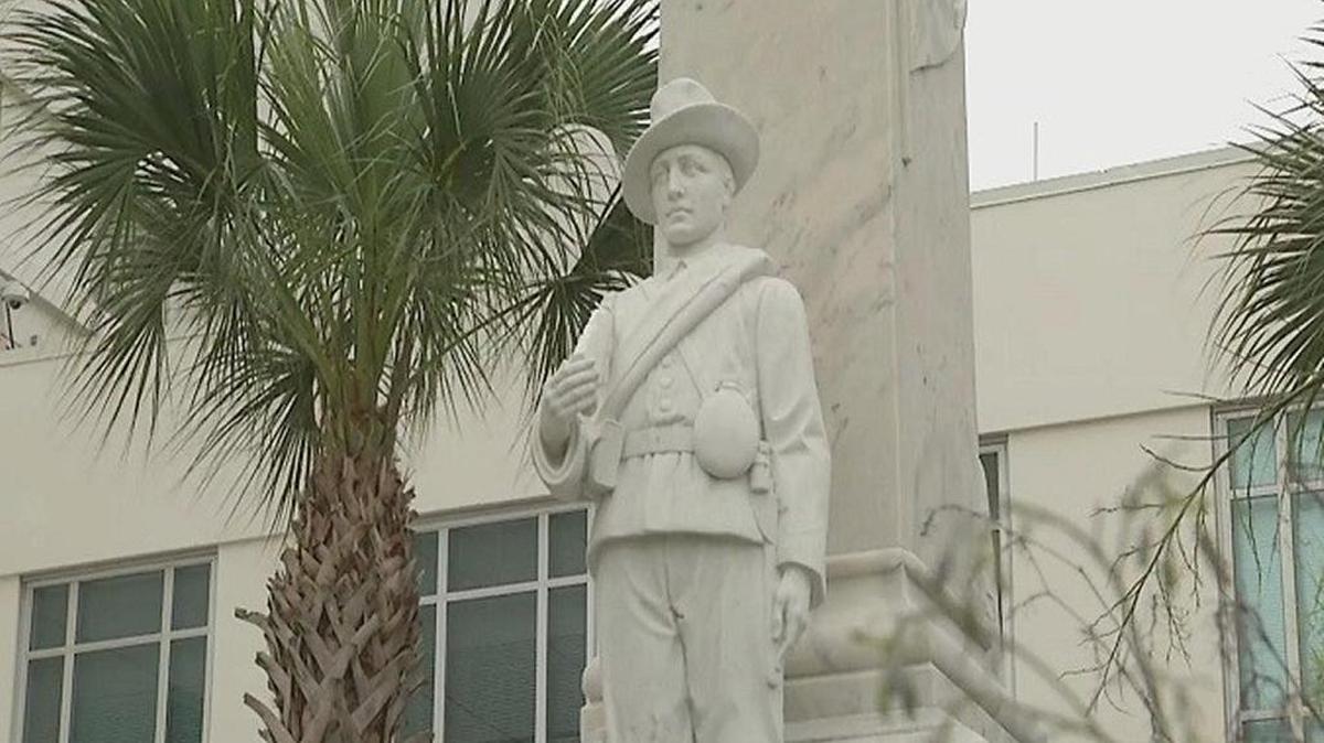 Hillsborough County commissioners voted 4-2 Wednesday to allow 30 days to raise private funds to move a Confederate statue, according to Bay News 9.