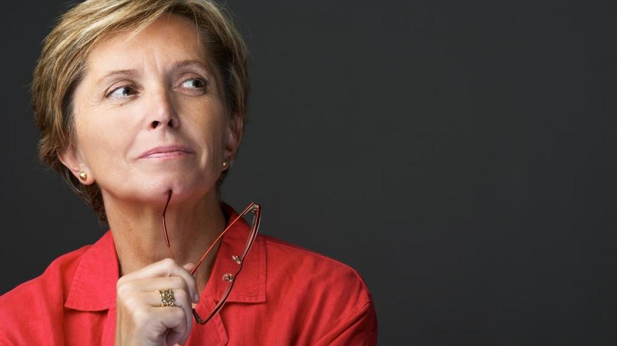 How to fix skin conditions that often come with menopause.