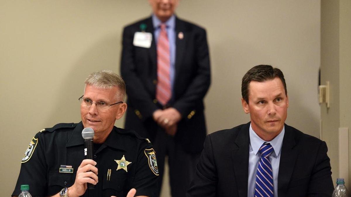 Then Sheriff-elect Rick Wells and Capt. Todd Shear participate with Congressman Vern Buchanan and Florida Senator Marco Rubio as they hold a roundtable discussion about the heroin epidemic at Manatee Memorial Hospital in October.