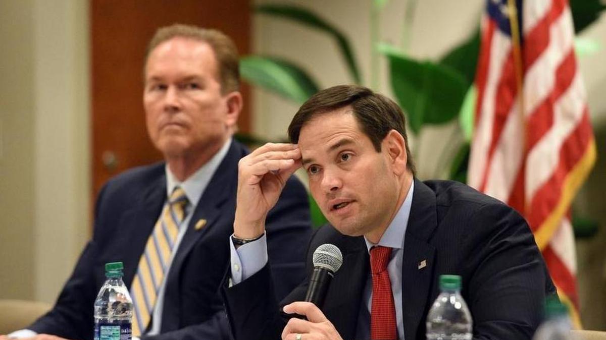 U.S. Rep. Vern Buchanan, R-Sarasota, and Sen. Marco Rubio, R-Fla., in October held a roundtable discussion about the heroin epidemic with local officials and professionals at Manatee Memorial Hospital.