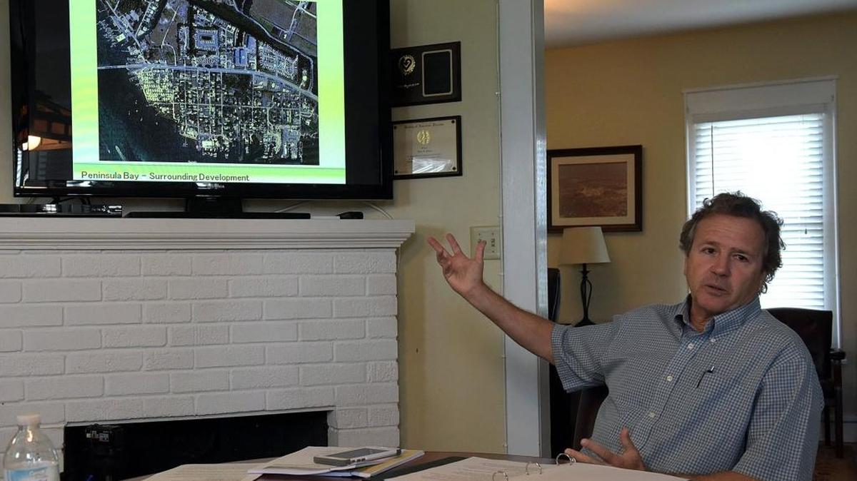 Whiting Preston details his plans for Peninsula Bay.