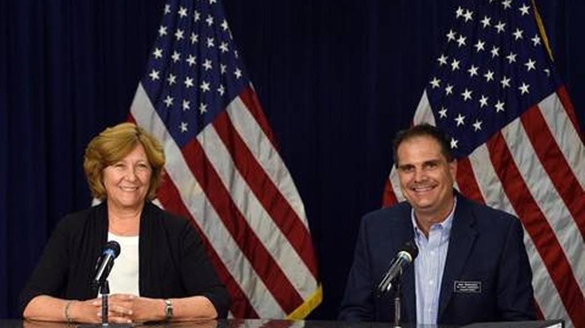Betsy Benac and her challenger Jack Richardson face off in the Bradenton Herald forum for the District 7 at-large commission seat.