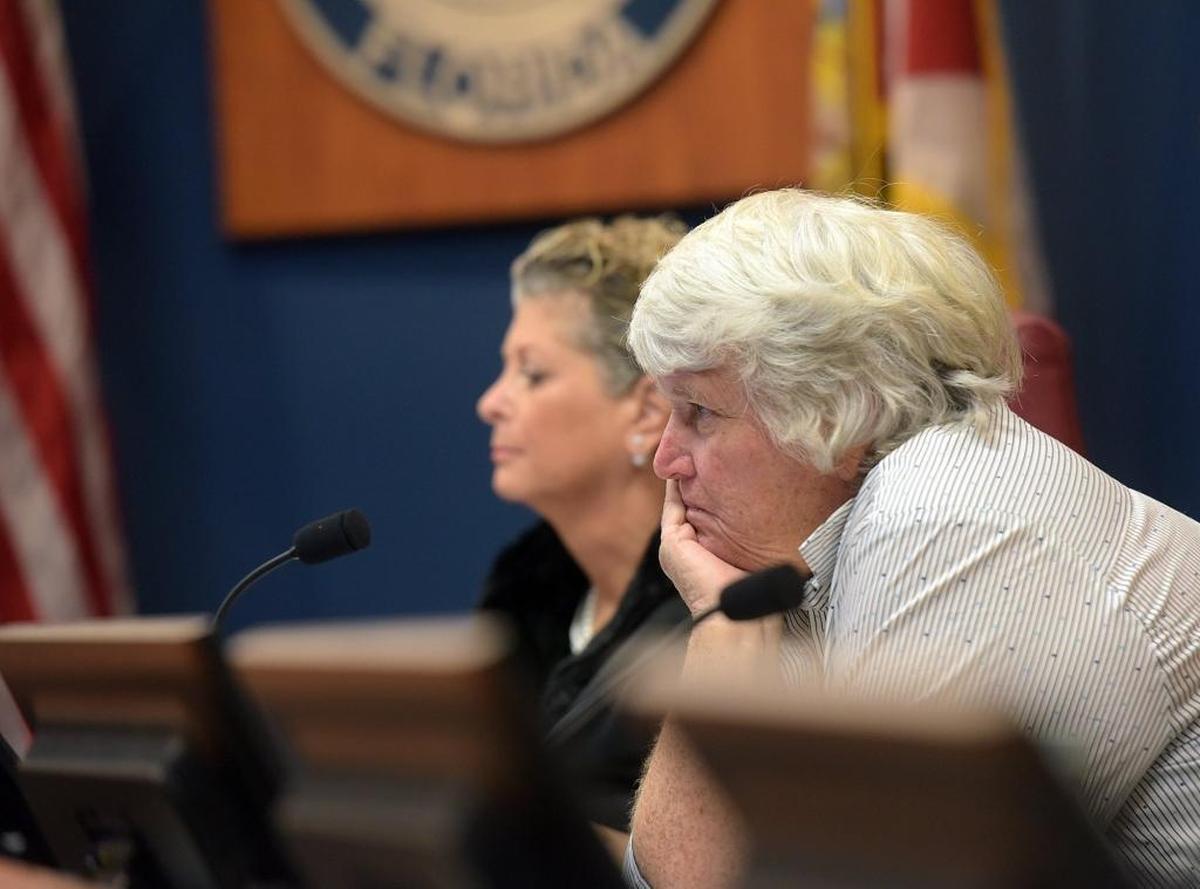 Commissioner Priscilla Whisenant Trace, who left office in 2020, contacted building department supervisors and later had issues resolved for herself and others, according to a report from the county’s Inspector General. Trace (right) listens to speakers on the second day of a public hearing on Mosaic’s request to expand phosphate mining in East Manatee on Jan. 30, 2017, in this Bradenton Herald file photo.