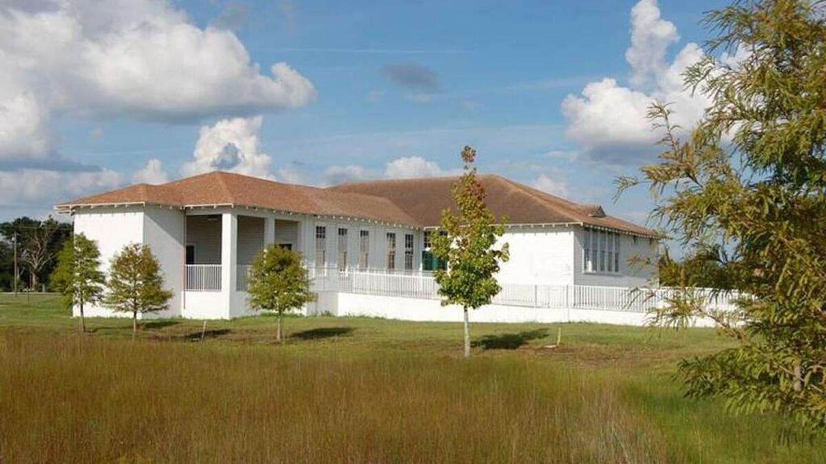 The 1914 Myakka City school house