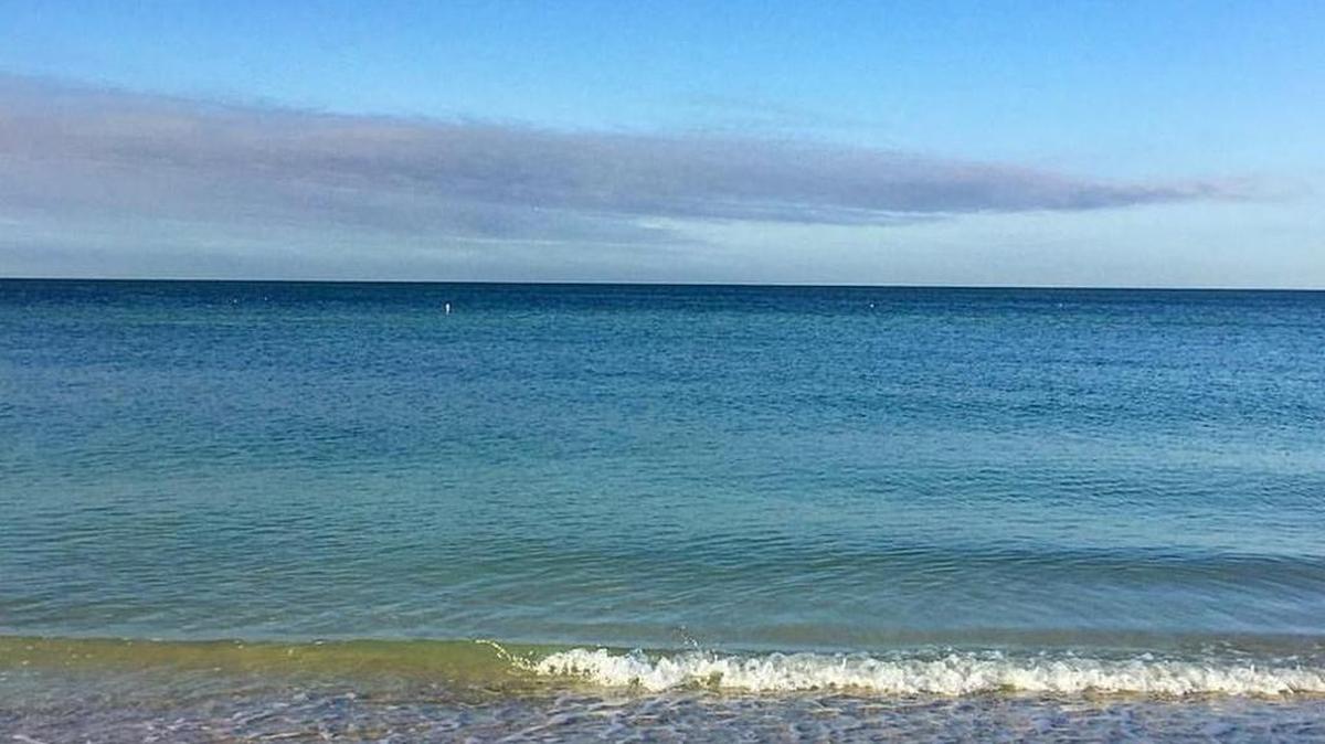 Forecasters are calling for rain and cooler temperatures in the Bradenton area later this week.