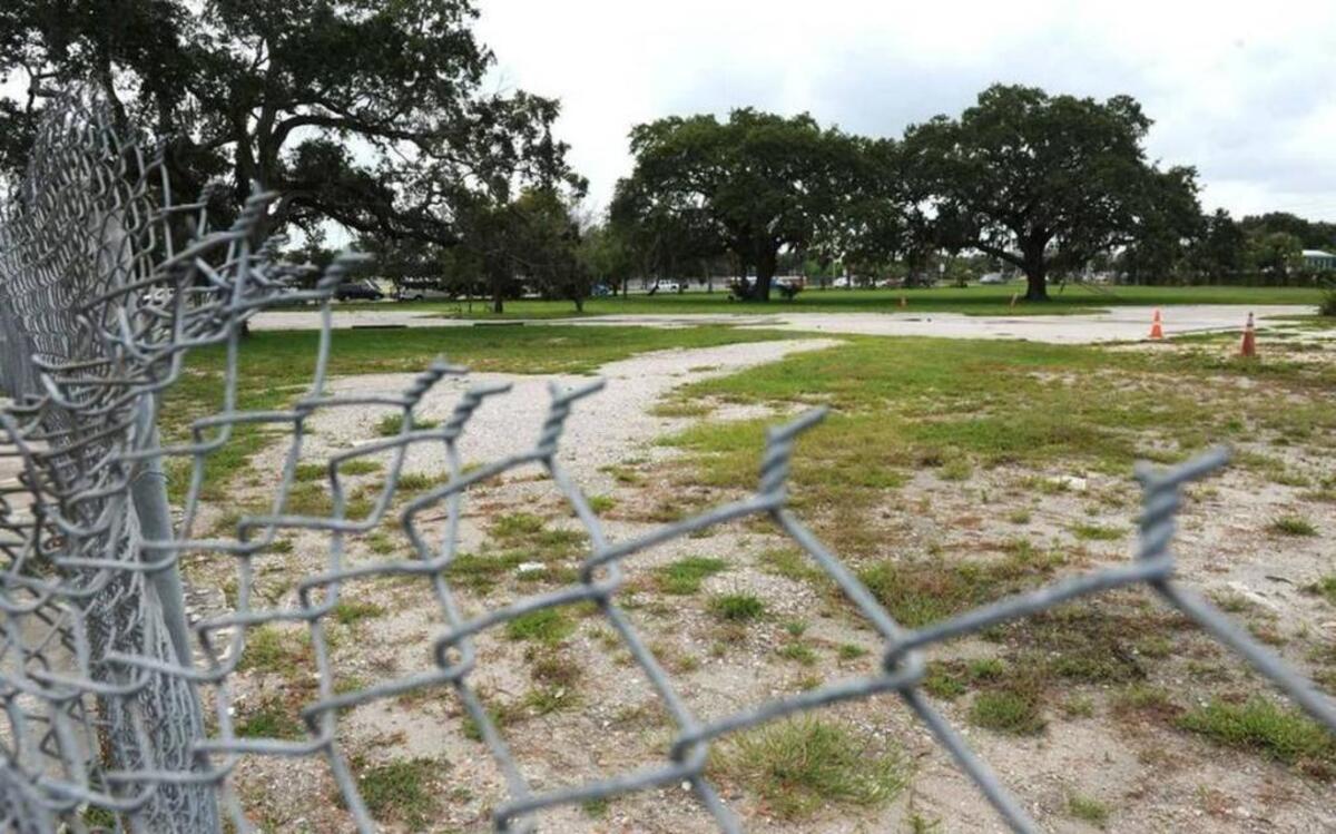 The site of a failed grocery store attempt in the Central Community Redevelopment Agency remains vacant after several tax-credit attempts to develop the property. The city is taking a different approach in assessing how to spur private sector investment.
