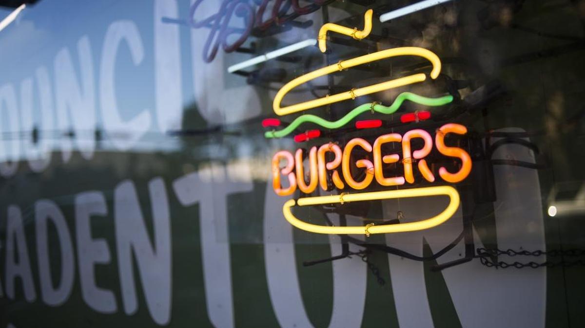 Council's Burgers, a beloved local burger joint, has closed its doors in downtown Bradenton.
