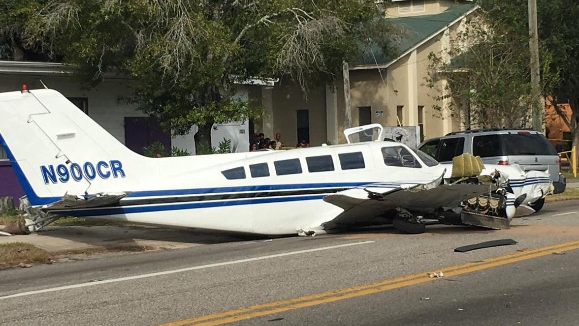 A small plane crashed into a St. Petersburg road Wednesday afternoon. Police say it hit an SUV and five people have been treated for injuries.