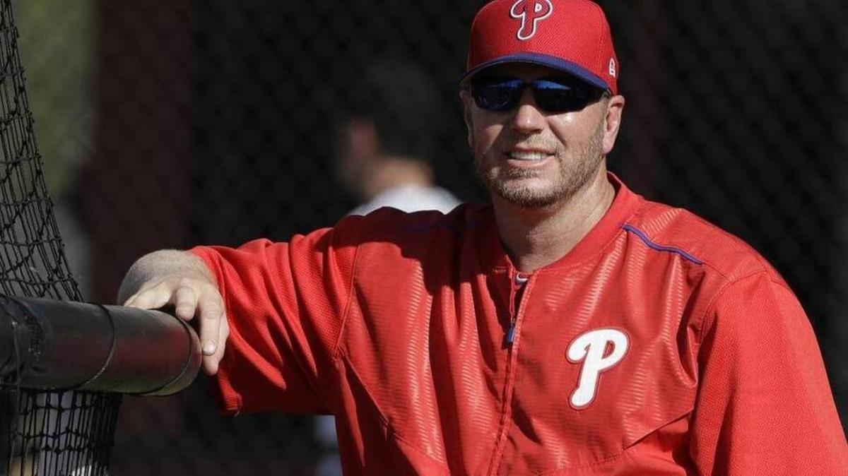 After retiring, Roy Halladay returned to the Phillies as a guest instructor.