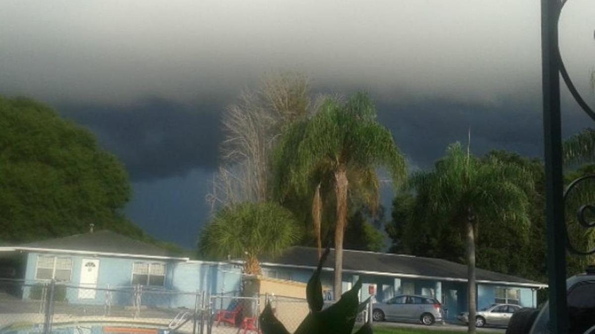A Saturday morning storm photo near Largo.