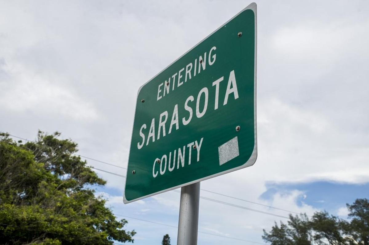Town of Longboat Key officials voted Tuesday afternoon to approve a question about the one-county initiative in an upcoming citizen satisfaction survey in January 2020.