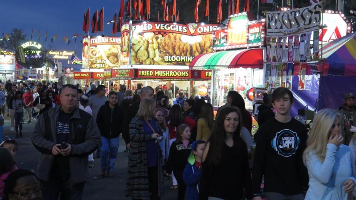 Thousands attended the Manatee County Fair Saturday night, making sure they could enjoy the attractions before the fair shuts down Sunday night.