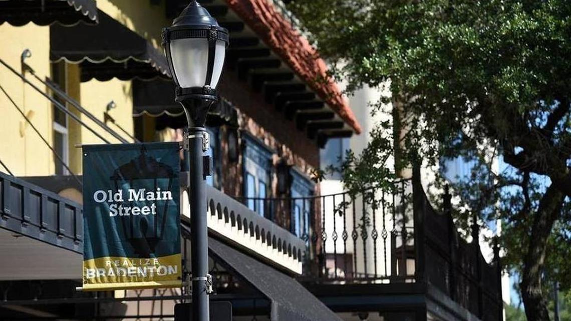 The Bradenton Downtown Development Authority’s selection committee has begun to review potential candidates for a major streetscaping project between 11th and 13th streets west in the heart of downtown.